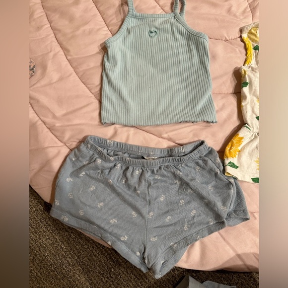 Summer 2T bundle - Picture 2 of 4